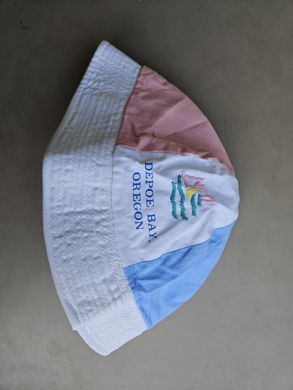 Vintage 80s Depoe Bay Oregon Embroidered Colorblock Baby Bucket Hat